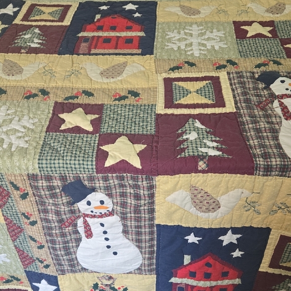Patchwork Quilt with Holiday Patterns - Picture 3 of 3